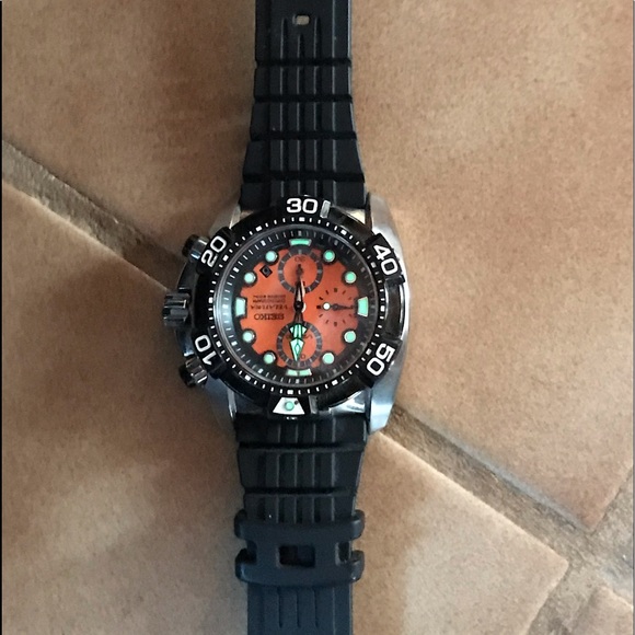 SEIKO VELATURA CHRONOGRAPH Watch - Picture 10 of 11